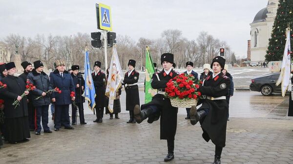 Кадеты казачьих кадетских корпусов принимают участие в торжествах, посвященных памяти атамана Матвея Ивановича Платова
