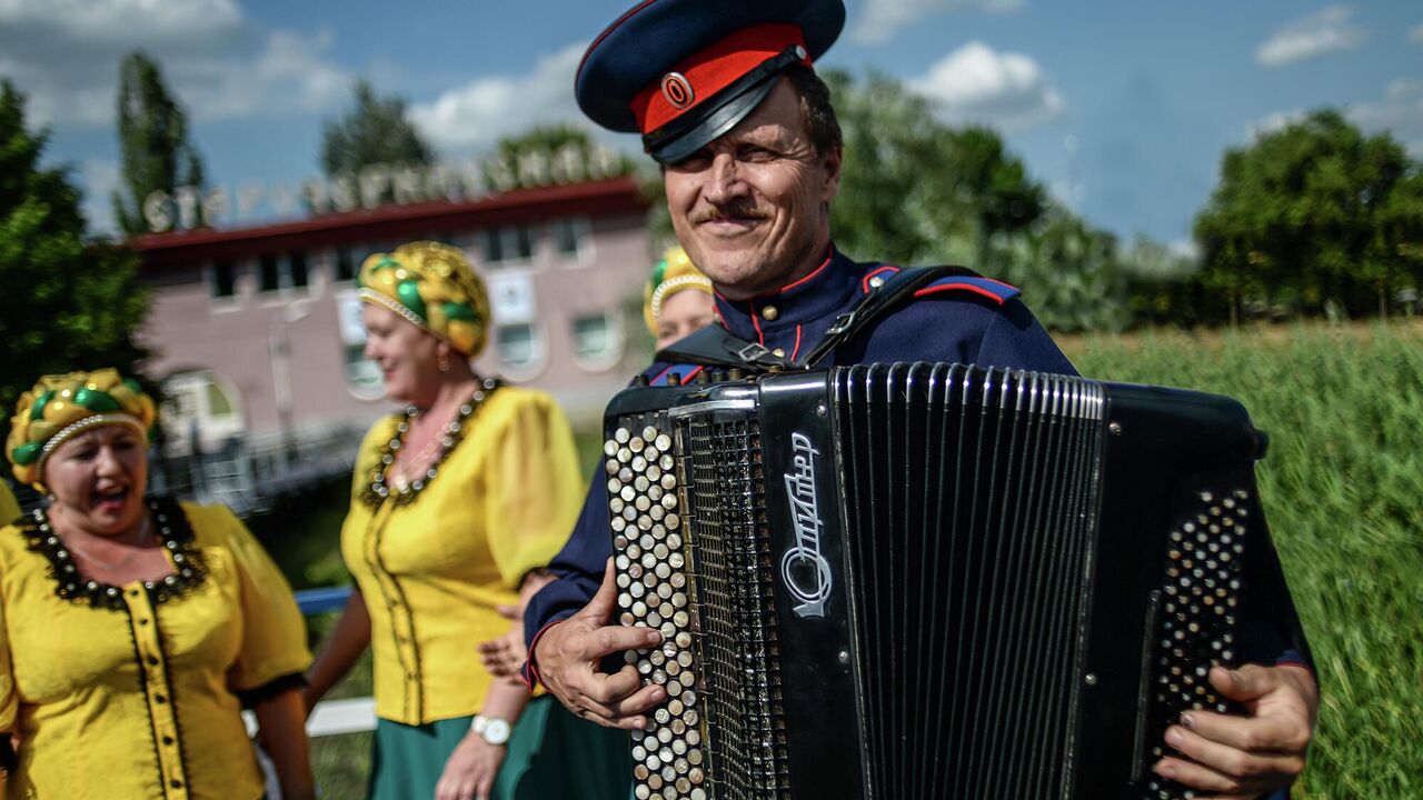 Игорь Угольников: в кино про казаков должны быть герои, в которых живут  традиции - Российское казачество, 03.03.2023