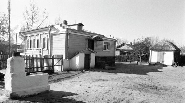 Станица Вешенская. В этом доме жил писатель Михаил Шолохов во время работы над романом Тихий Дон