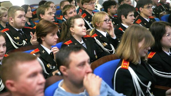 Участники слета казачьих кадетских классов Казачья смена