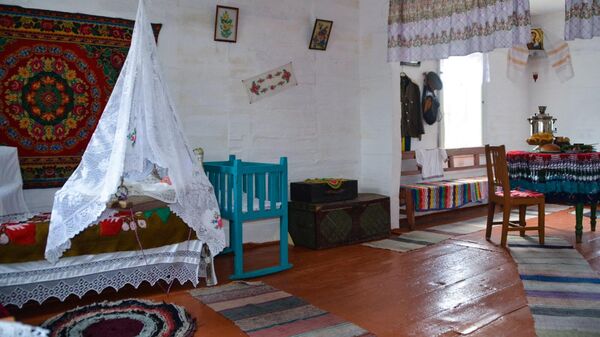 Музей-изба казачьего быта в селе Шарагол Кяхтинского района Бурятии