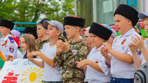Ежегодная оздоровительная смена для черноморских казачат в Крыму