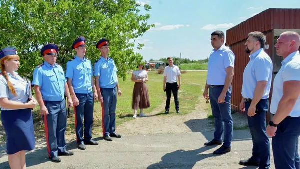 Глубокинские казаки доложили атаману о противопожарной работе на территории Каменского района