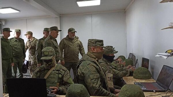 Министр обороны Сергей Шойгу посетил учебный центр казаков-добровольцев