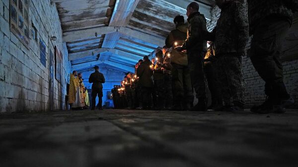 Военные священники проводят богослужение в зоне проведения СВО