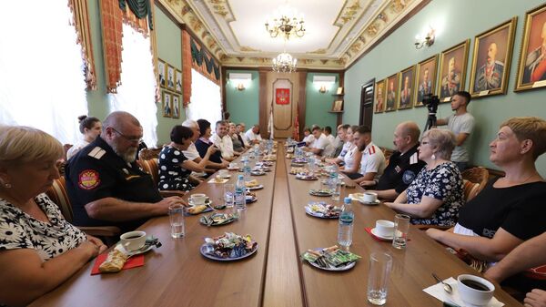 Встреча заместителя губернатора Краснодарского края, атамана Кубанского казачьего войска Александра Власова с казачьими семьями