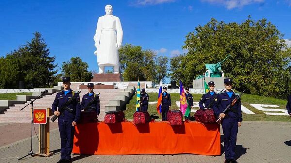 Захоронение останков бойцов в Крымском районе