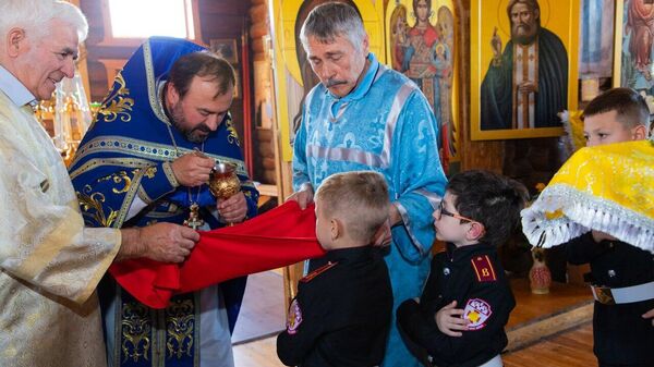 День первой исповеди и причастия казачат из 1-го класса школы имени Маршала Жукова