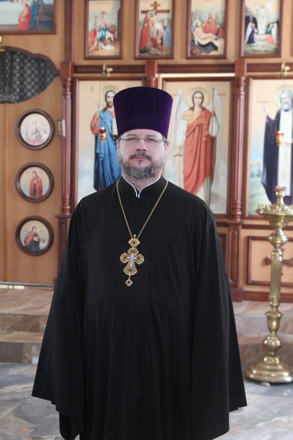 Войсковой священник Волжского войскового казачьего общества протоиерей Сергий Нестеров Войсковой священник Волжского войскового казачьего общества протоиерей Сергий Нестеров