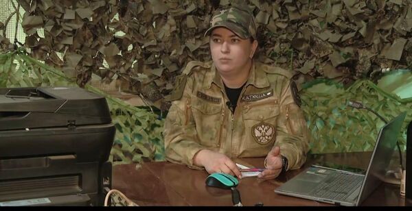 Екатерина Кононова за ленточкой Екатерина Кононова за ленточкой