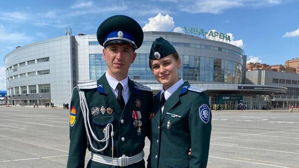 Рэдвал Неволин с супругой Дарьей Рэдвал Неволин с супругой Дарьей