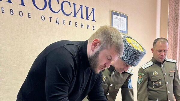 Подписание соглашения о сотрудничестве между казачьим обществом Уссурийская казачья станица и приморским отделением организации Опора России
