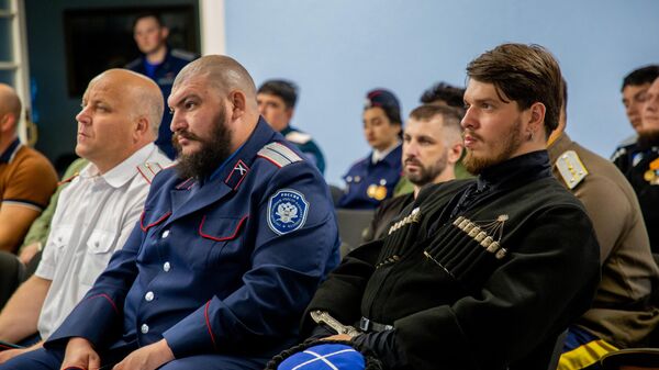 Участники форума Молодежный казачий круг в Москве Участники форума Молодежный казачий круг в Москве