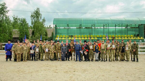 Члены казачьего военно-спортивного клуба Беркут Члены казачьего военно-спортивного клуба Беркут