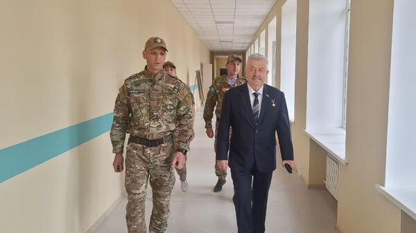 Рабочая поездка первого заместителя атамана ВсКО, депутата Госдумы Виктора Водолацкого в ЛНР