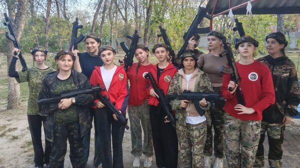 Участники форума (слета) казачьей молодежной организации ВКО ВВД