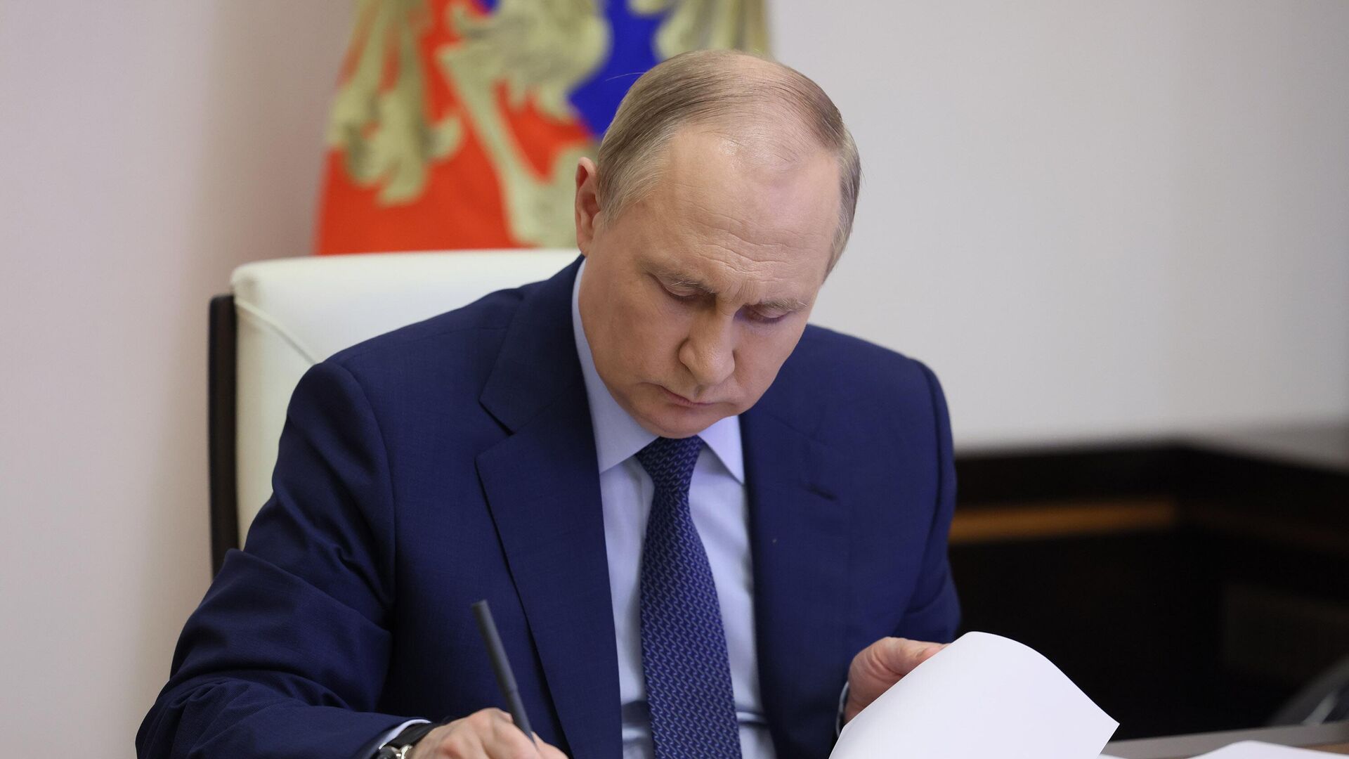 Президент РФ Владимир Путин - РИА Новости, 1920, 16.10.2025