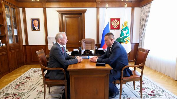 Атаман Сибирского казачьего войска Андрей Тимошенко и губернатор Томской области Владимир Мазур Атаман Сибирского казачьего войска Андрей Тимошенко и губернатор Томской области Владимир Мазур