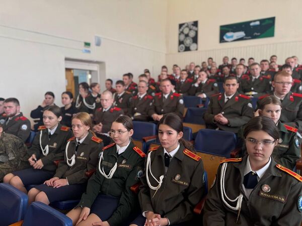 Участники первого слета казачьей молодежи Енисейского казачьего войска