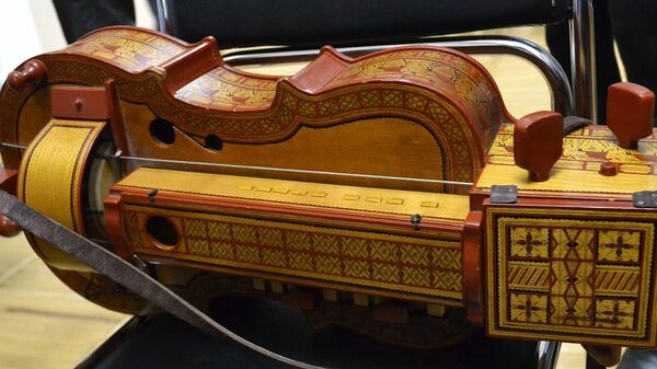 Колесная лира