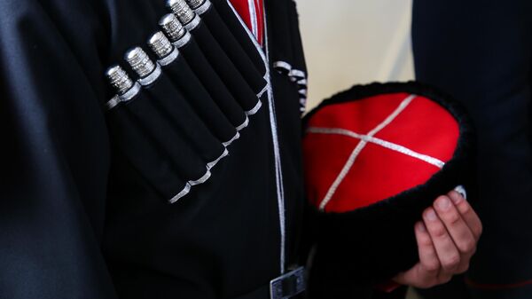 Кубанка в руках казака