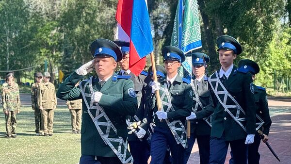 Воспитанники казачьей школы Атаман Воспитанники казачьей школы Атаман