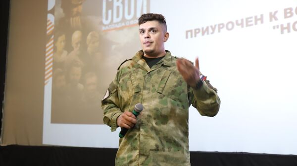Тимур Латипов на премьере фильма Свои. Баллада о войне
