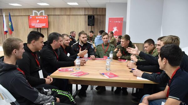 Участники первого межрегионального слета казачьей молодёжи Наследники в Карачаево-Черкессии 