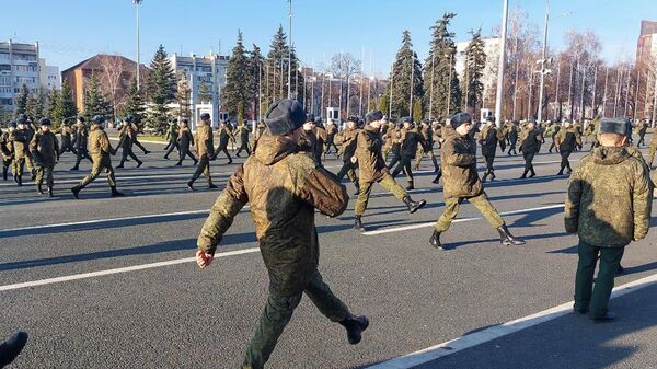 Подготовка казаков Волжского войскового казачьего общества к параду Победы в Москве