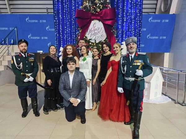 Представители Сибирского войскового казачьего общества на губернаторском благотворительном бале Наследие Сибири в Томске