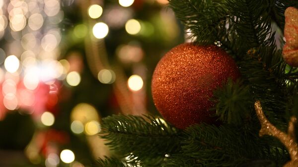 Новогодние украшения на елке