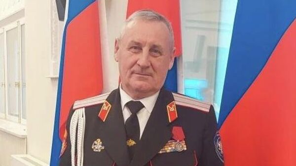 Директор Новороссийского казачьего кадетского корпуса Юрий Постников 