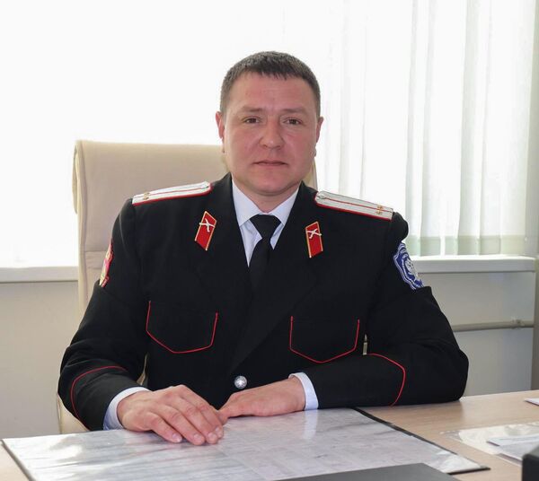 Директор Бриньковского казачьего кадетского корпуса Артем Сошин 