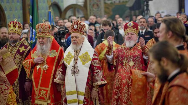 Торжественное принесение Табынской иконы Пресвятой Богородицы в главный храм ОВКО