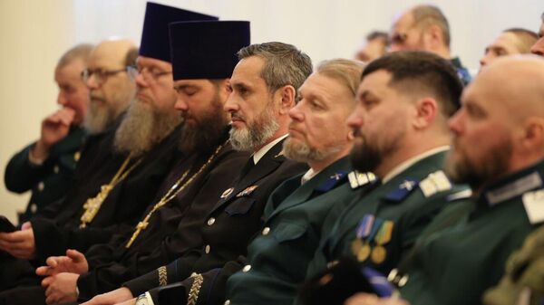 Участники совещания с духовниками и атаманами отделов Оренбургского казачьего войска