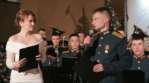 Алина Попова на сцене