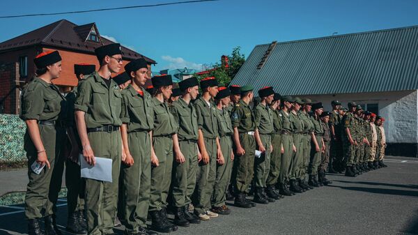  Воспитанники казачьего молодежного центра