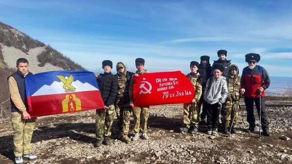 Казаки из Горячеводской сотни на горе Бештау 