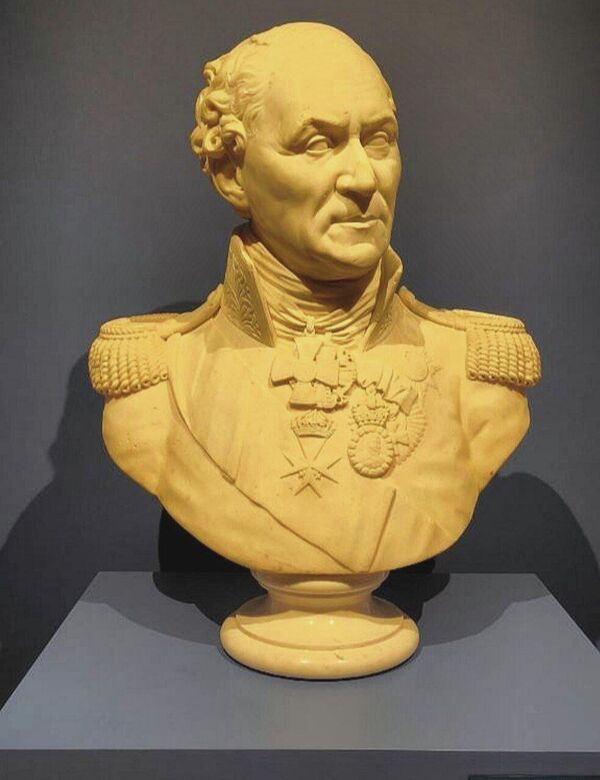 Портретный бюст графа Матвея Платова, экспонат Центрального музея российского казачества Портретный бюст графа Матвея Платова, экспонат Центрального музея российского казачества