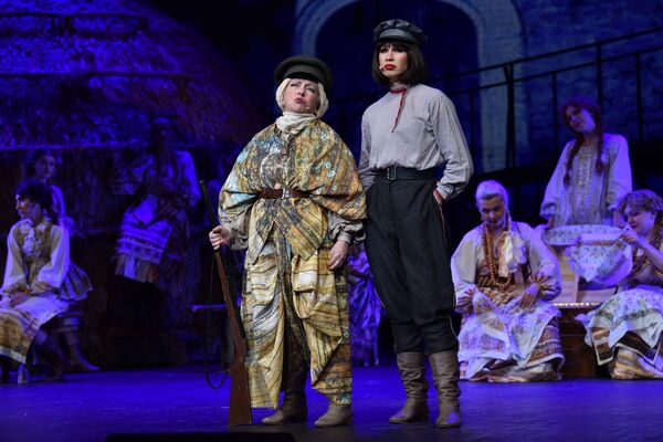 Спектакль Бабий бунт в нашем колхозе в МГАТ Русская песня Спектакль Бабий бунт в нашем колхозе в МГАТ Русская песня