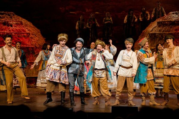 Спектакль Бабий бунт в нашем колхозе в МГАТ Русская песня Спектакль Бабий бунт в нашем колхозе в МГАТ Русская песня