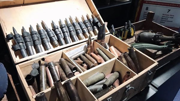 Выставка в Центральной библиотеке города Ишима