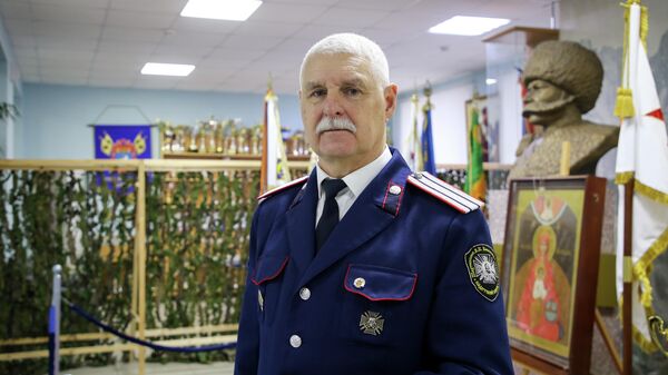 Директор Шахтинского генерала Я.П.Бакланова казачьего кадетского корпуса Виталий Бобыльченко