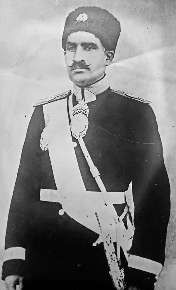 Реза-хан, казачий офицер и восходящая звезда персидской политики