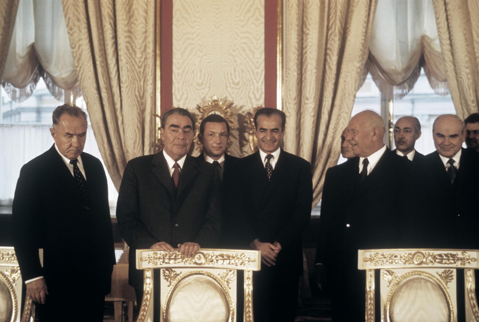 Мохаммед Реза Пехлеви был частым гостем в СССР. Иранского шаха в Кремле принимает Леонид Брежнев. 1972 год - РИА Новости, 1920, 17.04.2026