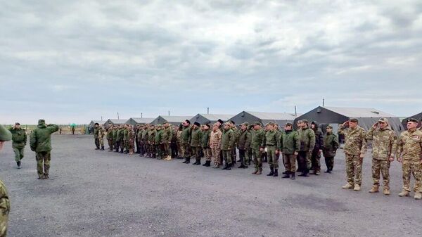 Казаки – участники военно-полевых сборов на полигоне Кадамовский Южного военного округа
