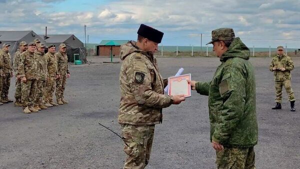 Казаки – участники военно-полевых сборов на полигоне Кадамовский Южного военного округа