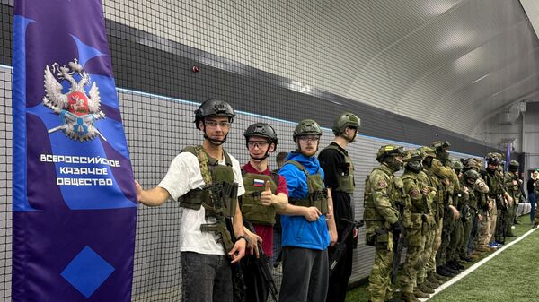 Участники страйкбольного соревнования ZOV Родины