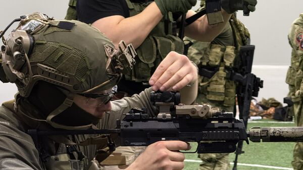 Участники страйкбольного соревнования ZOV Родины