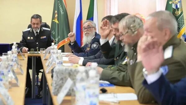    Участники совета атаманов Уссурийского казачьего войска в Хабаровске 